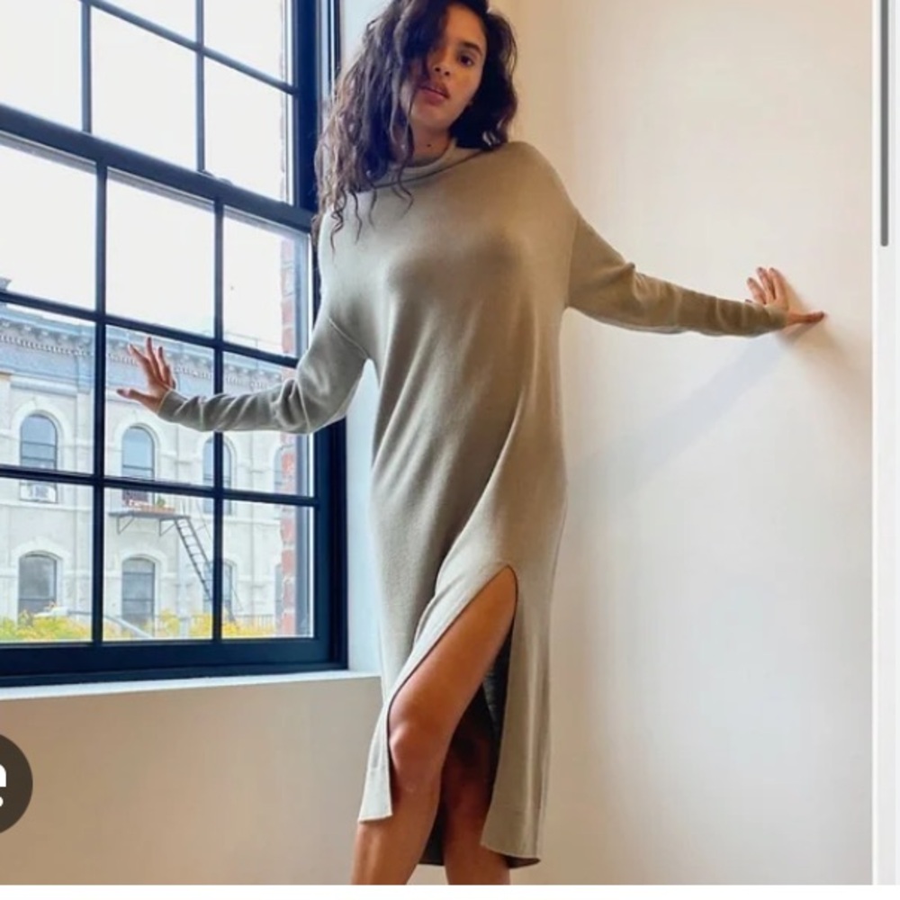 Aritzia Wilfred Cyprie merino wool sweater maxi dress size Large
